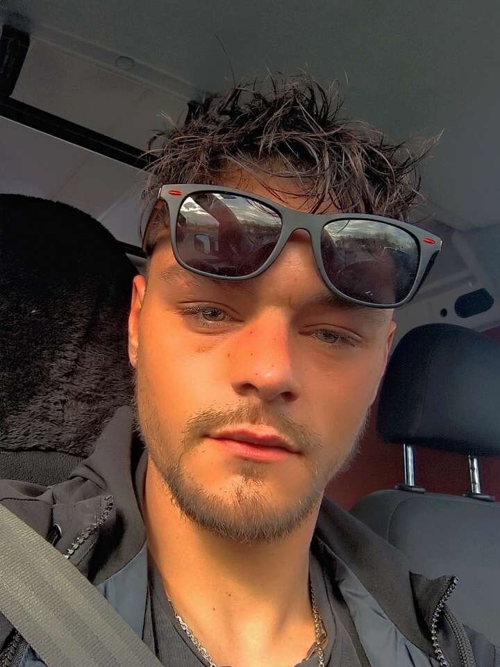 nono27000 from stripchat