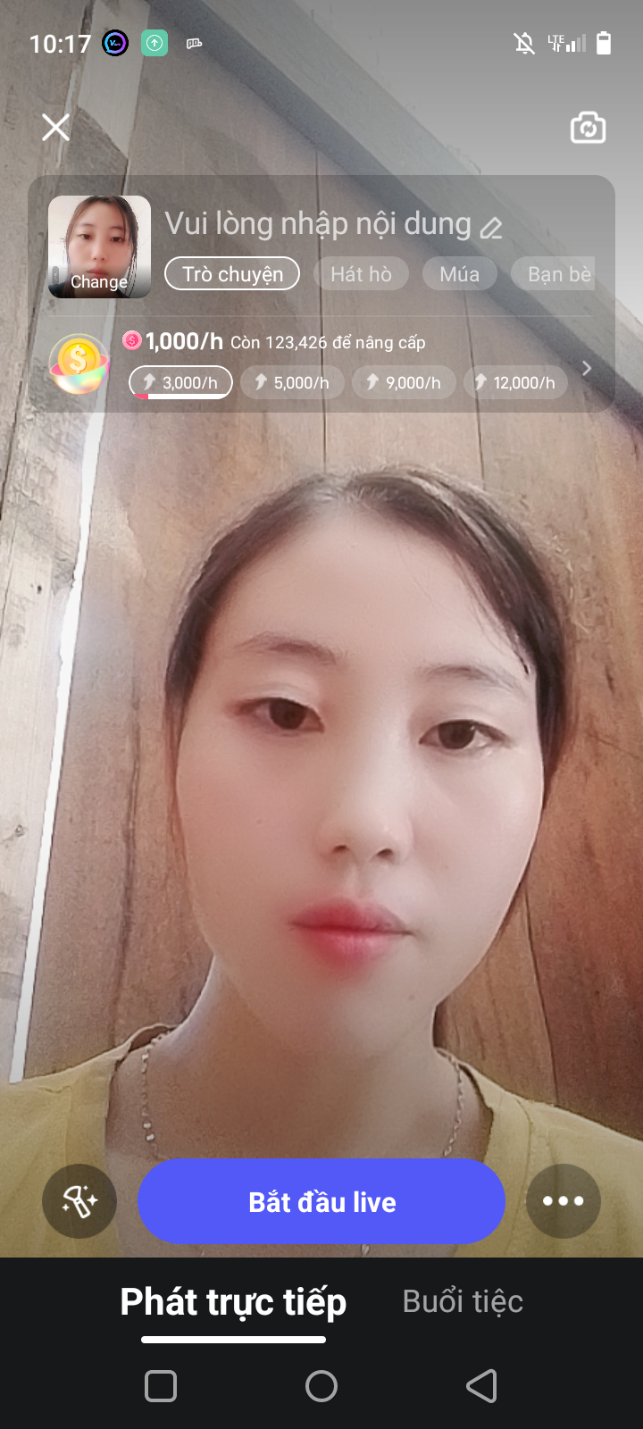 pham-xinh01