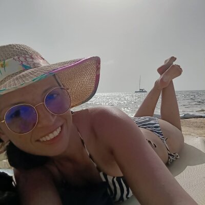 aiara_love 🏭 free live webcam