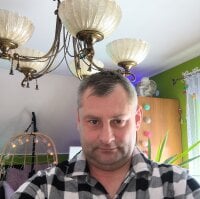 tomcer02's webcam live show