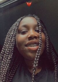 sexfieneki's Offline Chat Room
