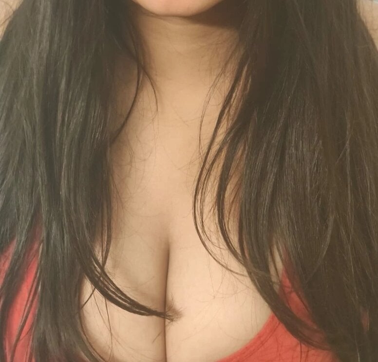 watchgirlcam.com secret_sarikaa livesex profile in indian cams