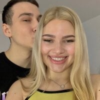 Dillan_and_Emma's Offline Chat Room