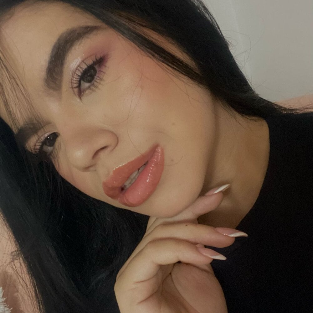 Kassandra_Rous profile
