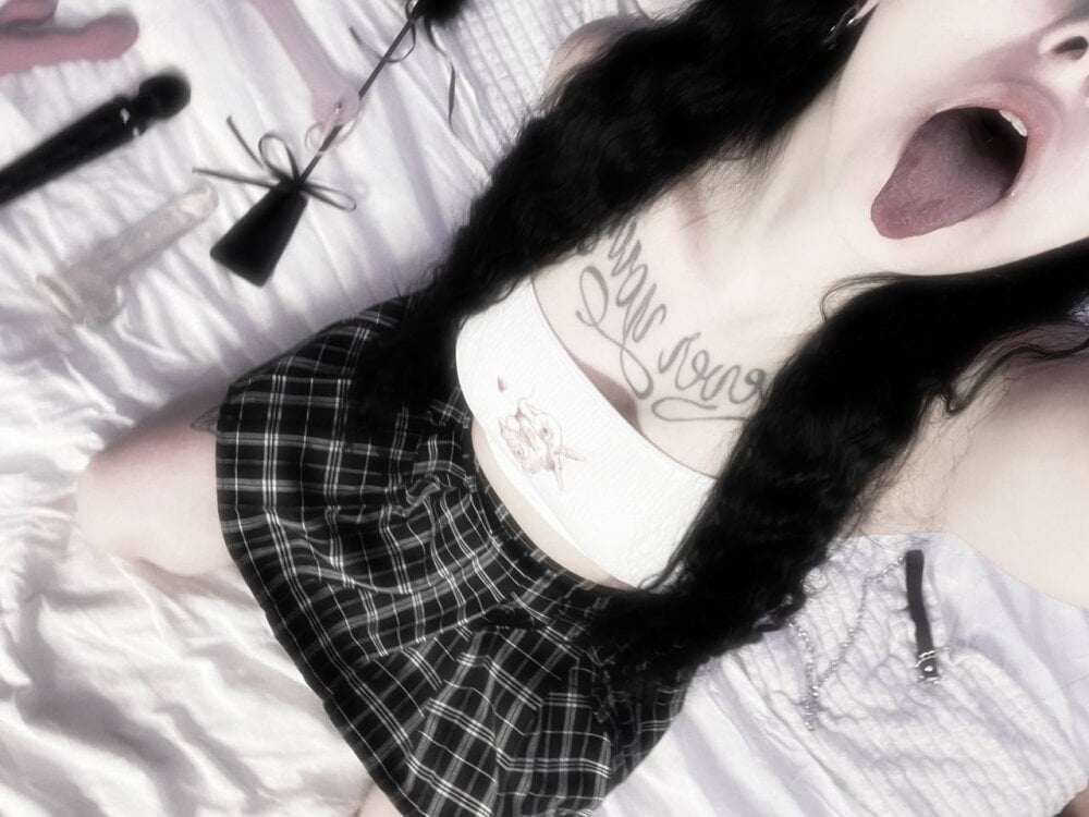 Crystal_somnia