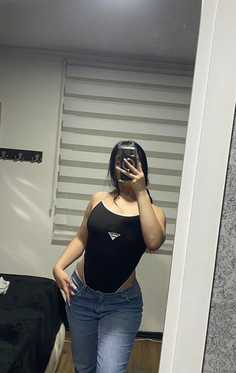 MELODY_ROUSE_ profile