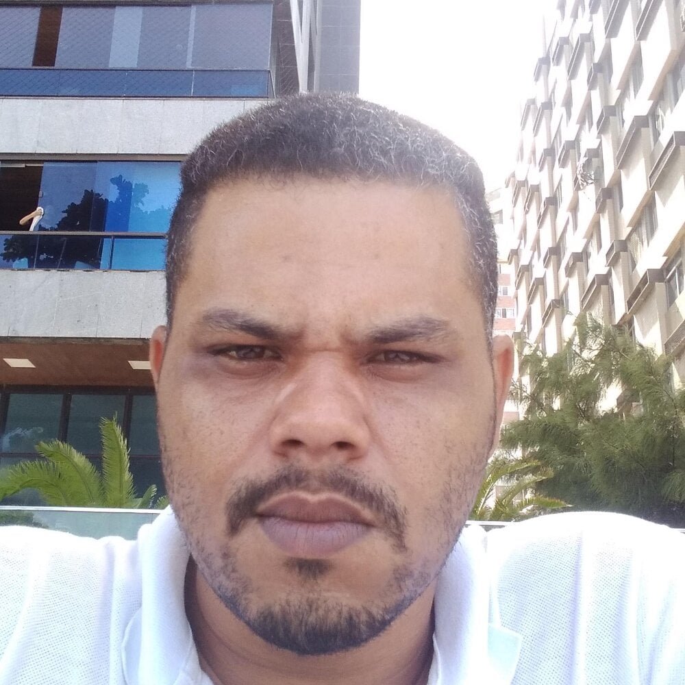 Maguila36 Chat XXX offline