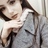 SophiaFantastic's Offline Chat Room
