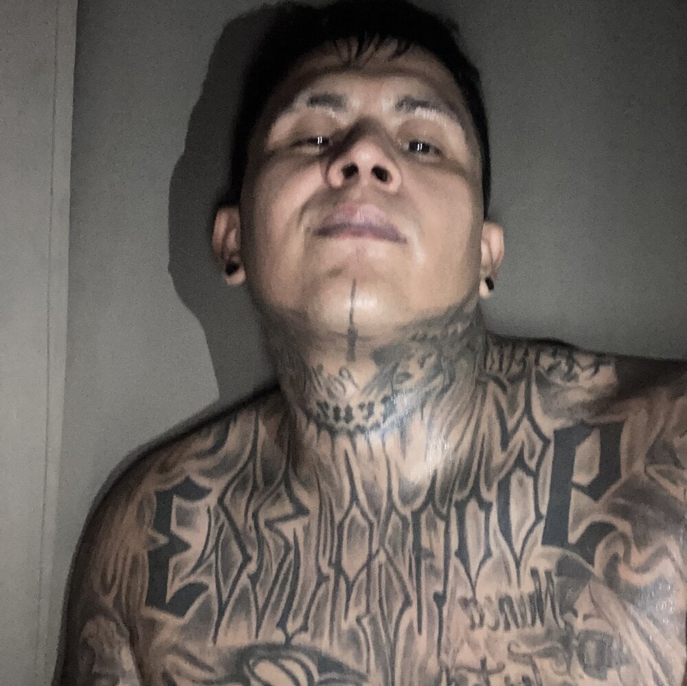 ambicioncash from stripchat