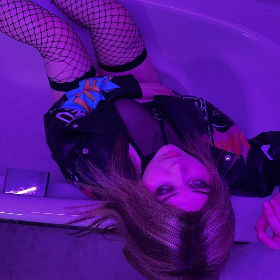 myliveeroticcams.com choee_bliss livesex profile in white cams