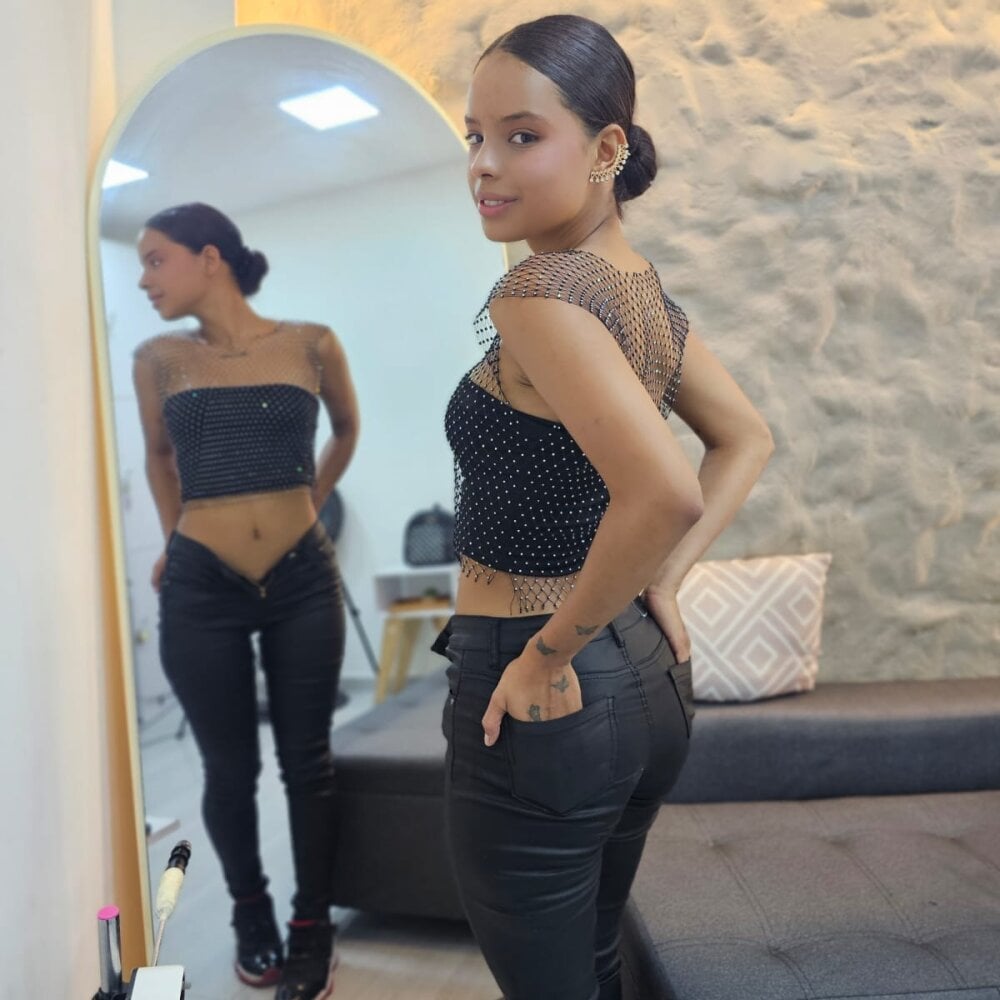 Luna_Tylor