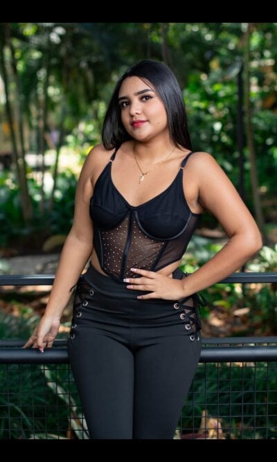 Kandy_Morgan Female Curvyteens Nude Webcam