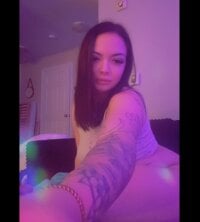 angel-and-jordan's Live XXX Chat