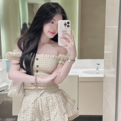 Ariel_Bae - striptease