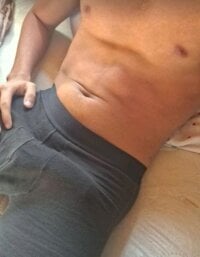 Moi_020's webcam live show
