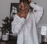 Модель NickyAdamidi