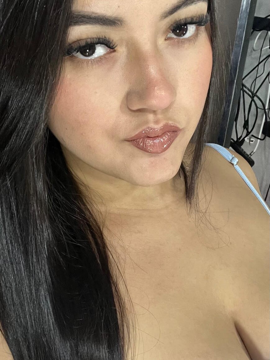 sexcam-girls.com meyling303av livesex profile in the-matriarchs-realm cams