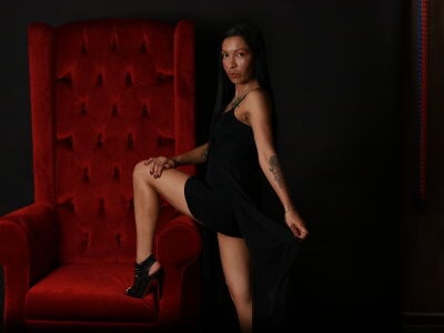 Marymmar181 Female Cheapestprivateslatin Cam Strip