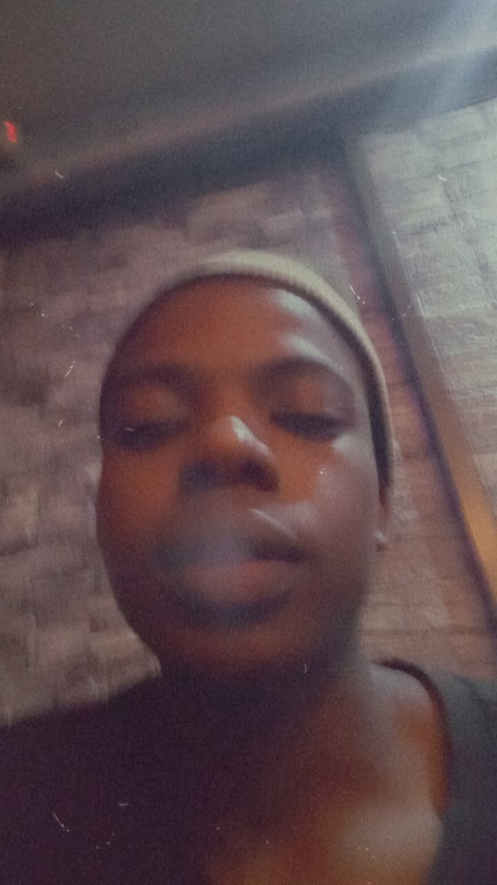 YoungLani1
