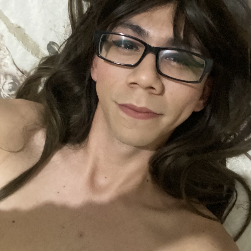 Susana_sissy 離線 XXX 聊天