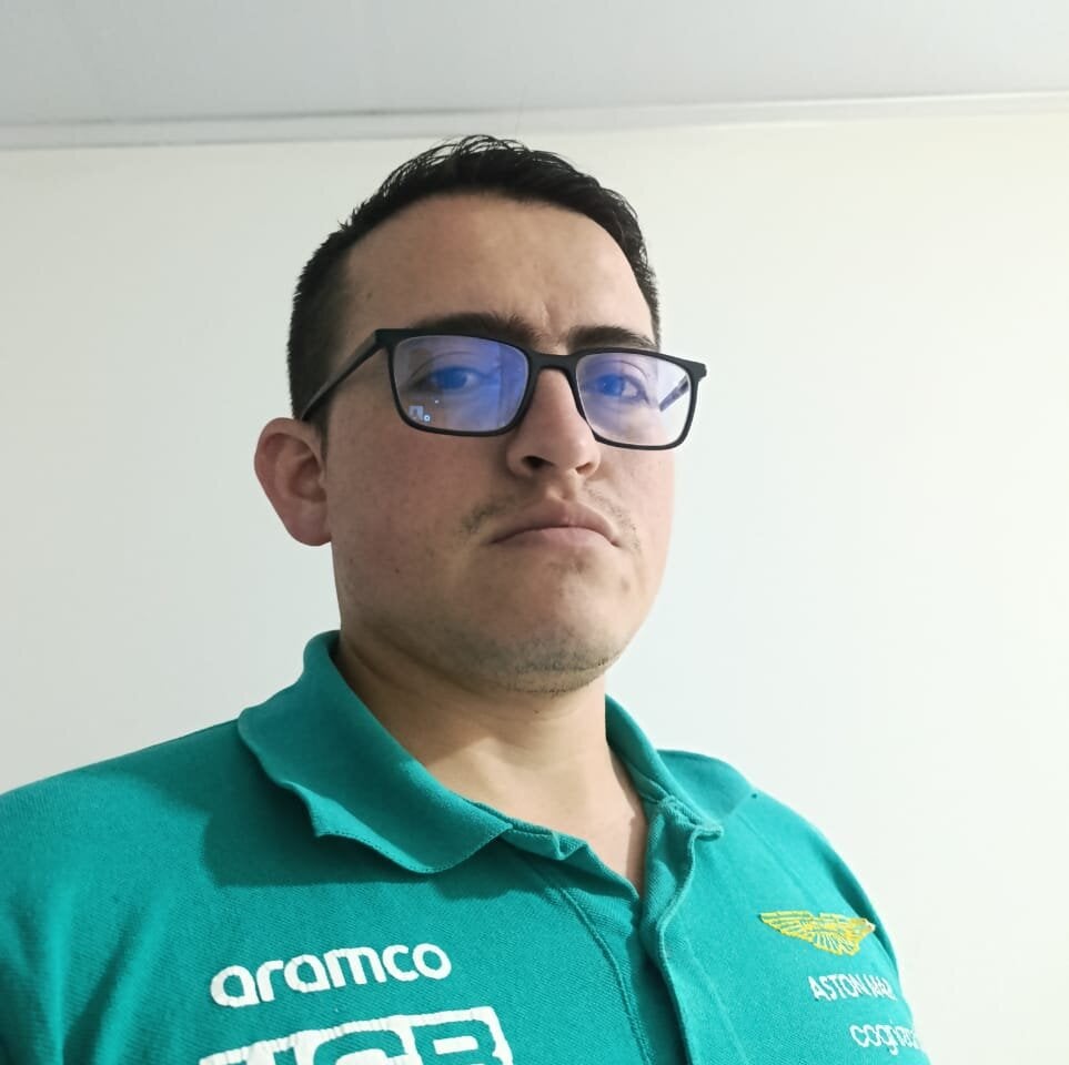 Chrisda18 Offline XXX Chat