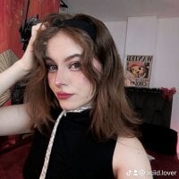 Модель Aciid_lover