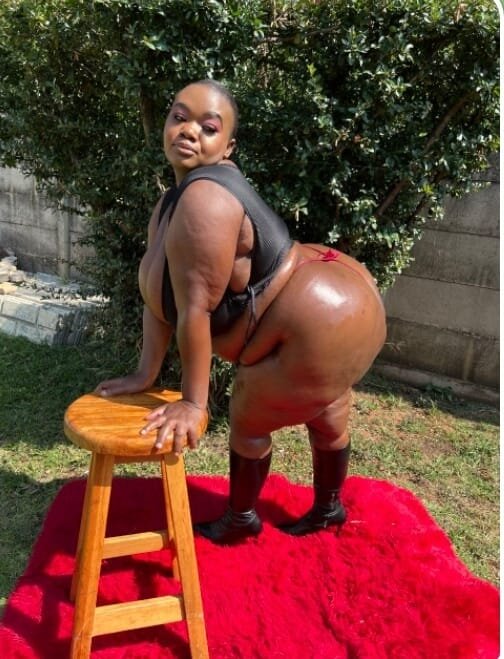 XXXGIANTBOOBS
