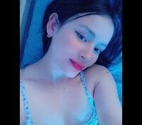 Tinyy_rose's webcam live show