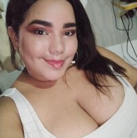 2Funnysisters' Offline XXX Chat