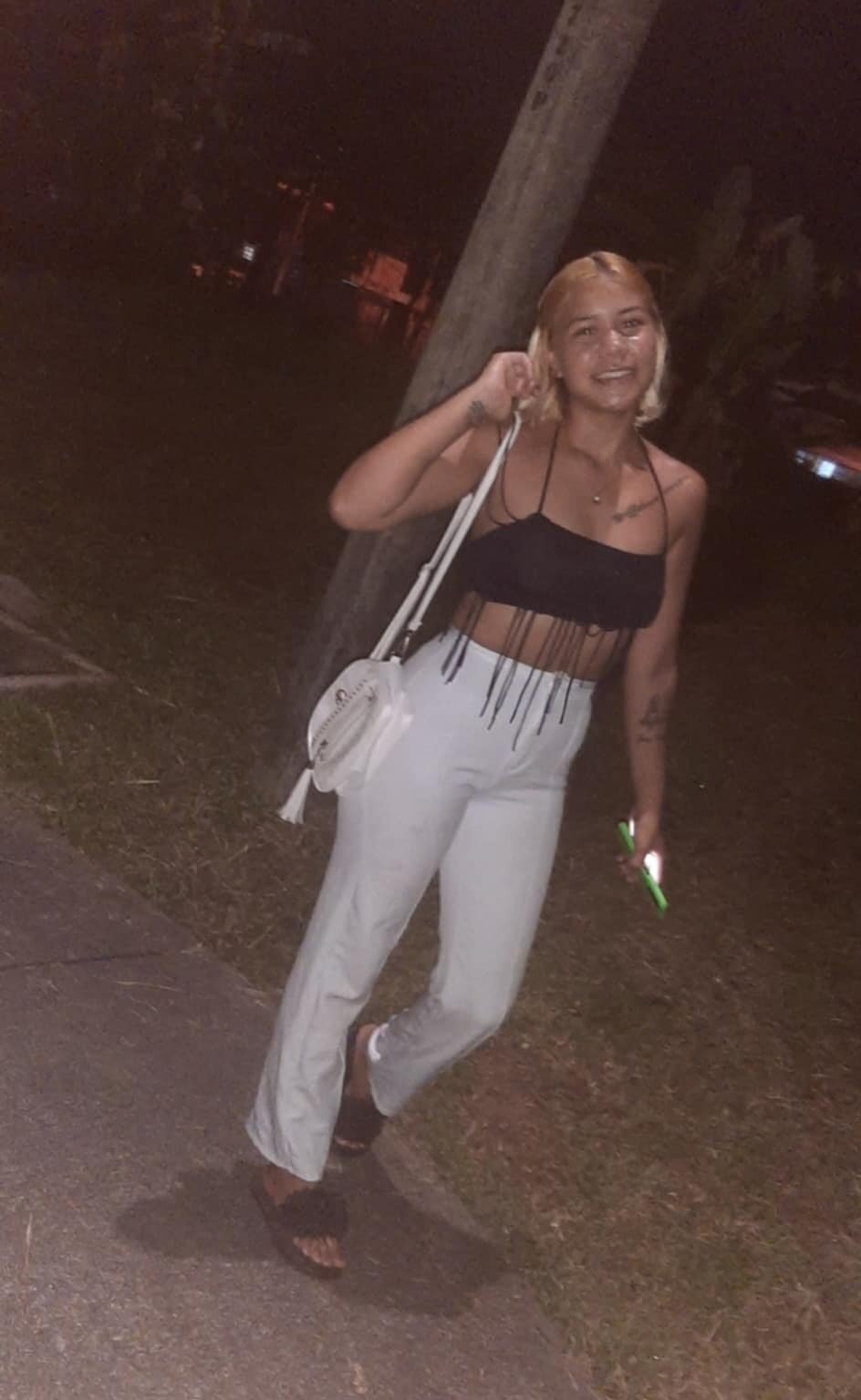 sexlivecamsites.com dulce_nahomi livesex profile in new-girl-from-work cams