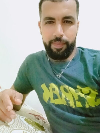 Jozipp Male Flashing Nude Cam