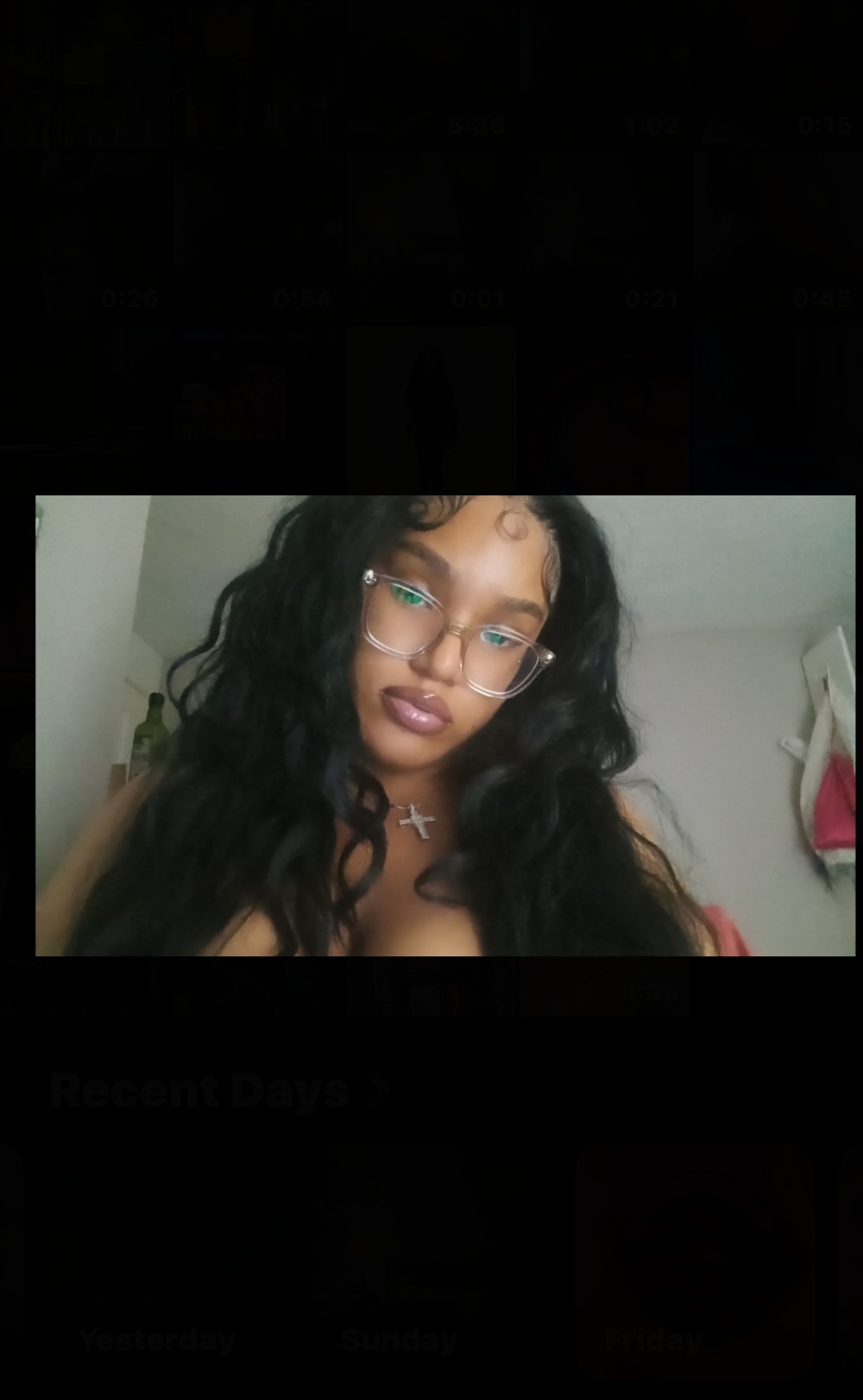 exotichoneyy webcam profile - German