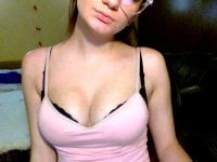 Pretty_Girly's Offline Chat Room
