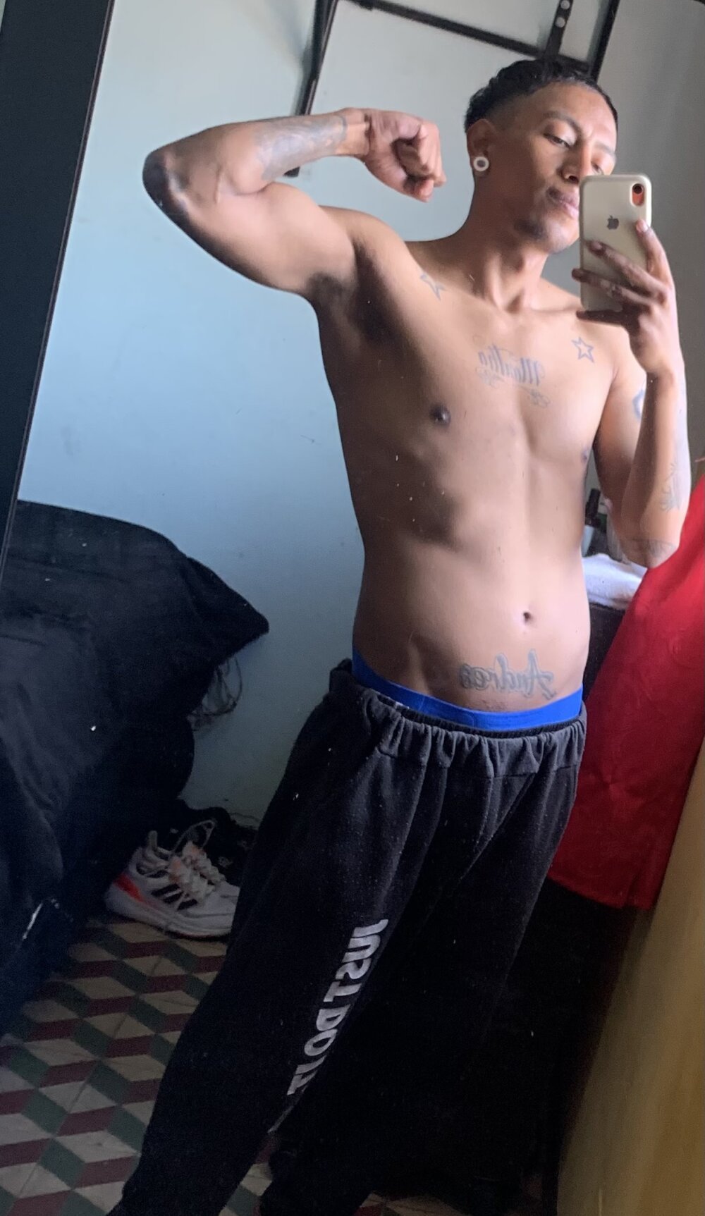 Arbando_19 profile
