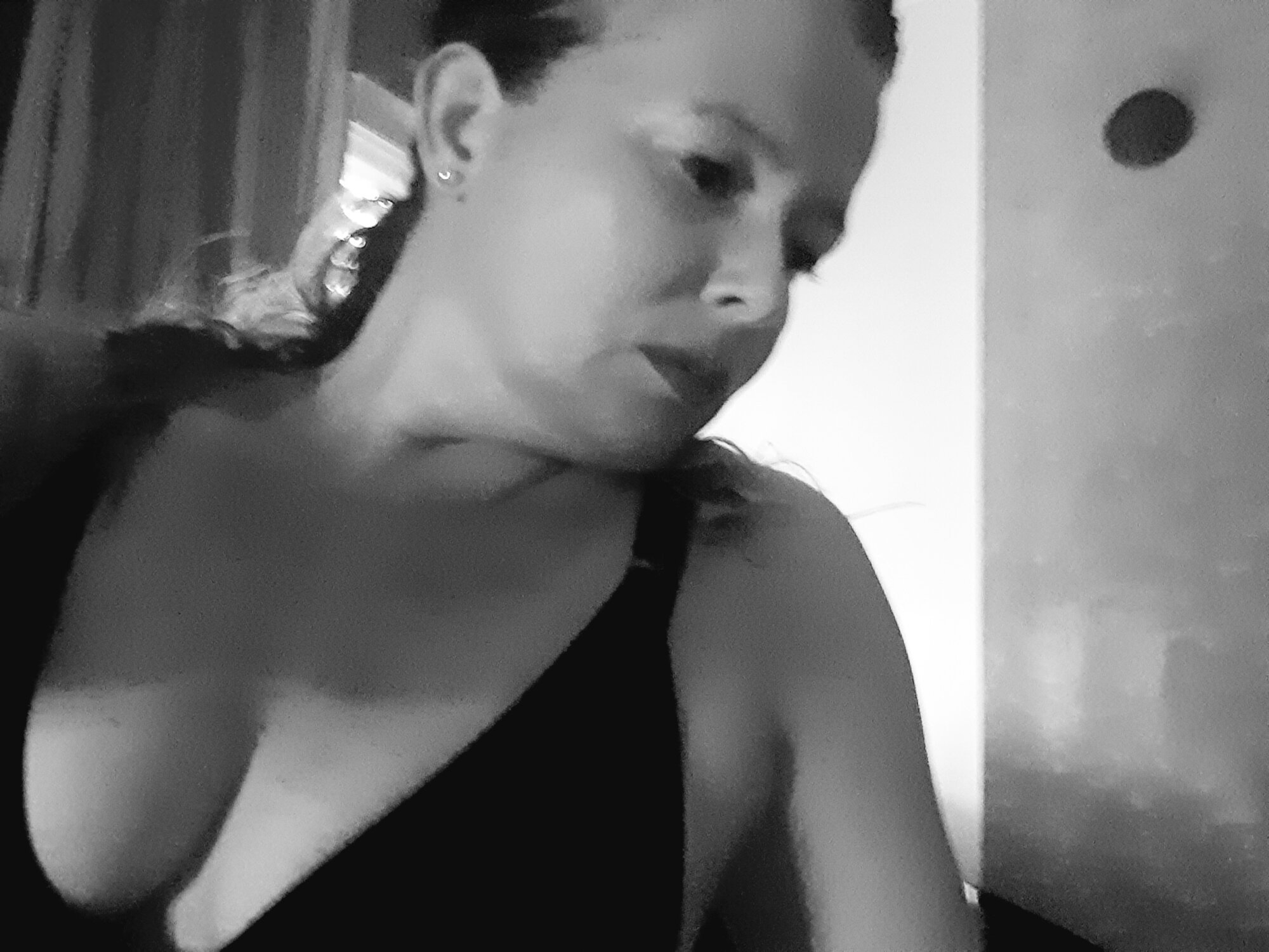 mindymilf