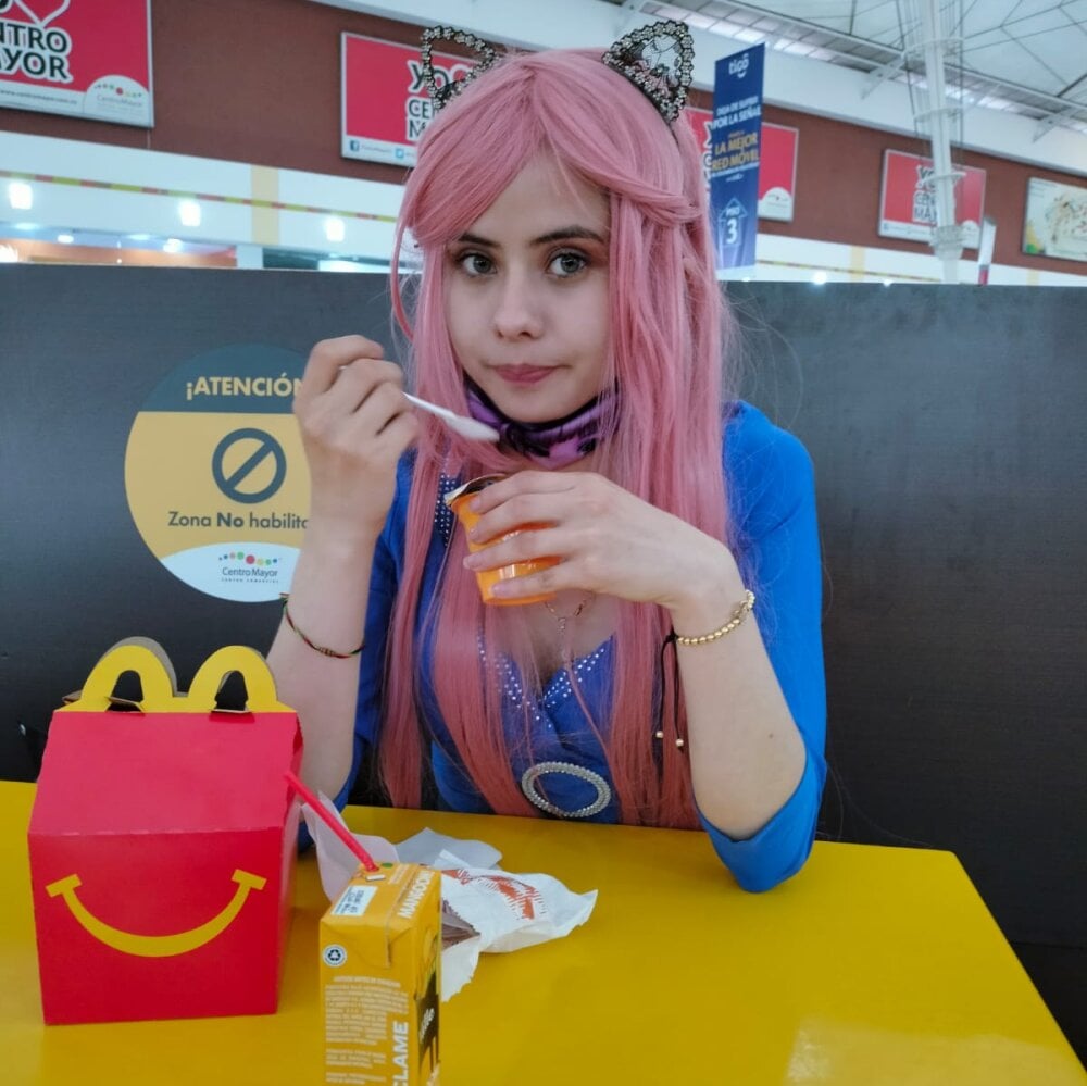 sexlivecamsites.com lissa_25 livesex profile in the-place-your-wishes-come-true cams