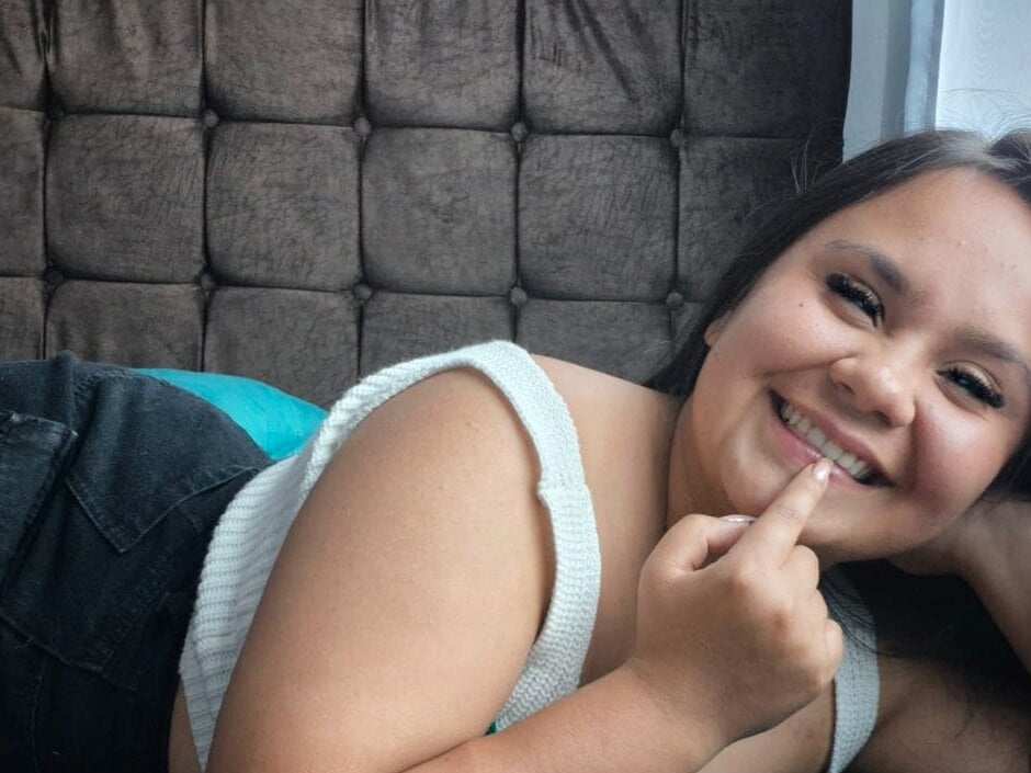 onaircams.com pamela_ritz livesex profile in in-my-flower-kingdom cams