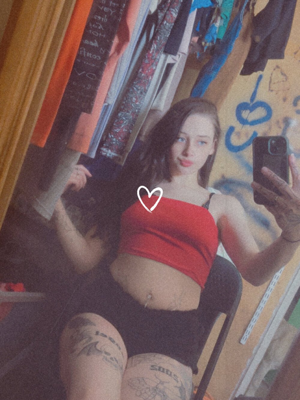 247camsex.com prettyabbi11 livesex profile in granny cams