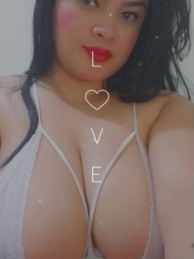 curvy_sex on StripChat