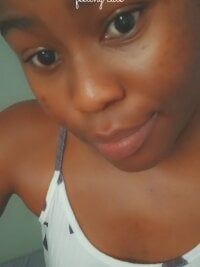 blackchicc's Offline Chat Room