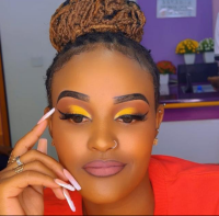 PrettyBigAssy's Offline Chat Room