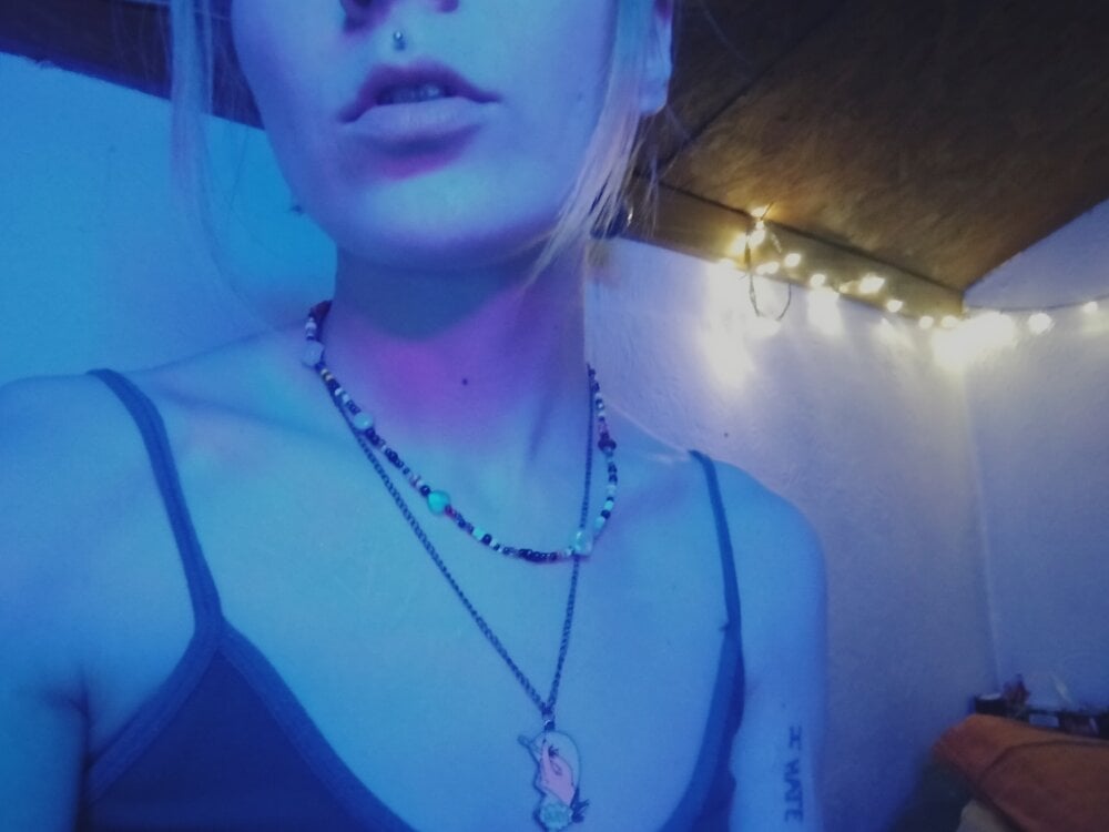 LifeOnMars 🎏 adult cam chat