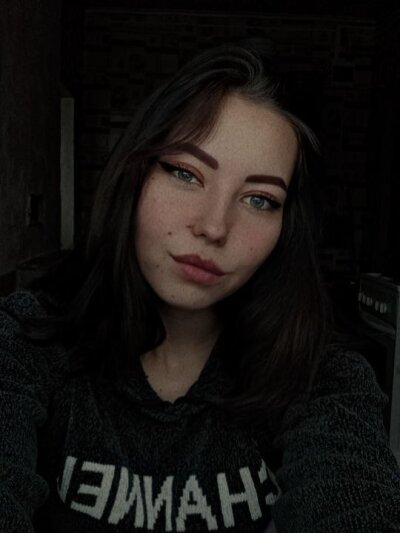 rachel-queen from stripchat