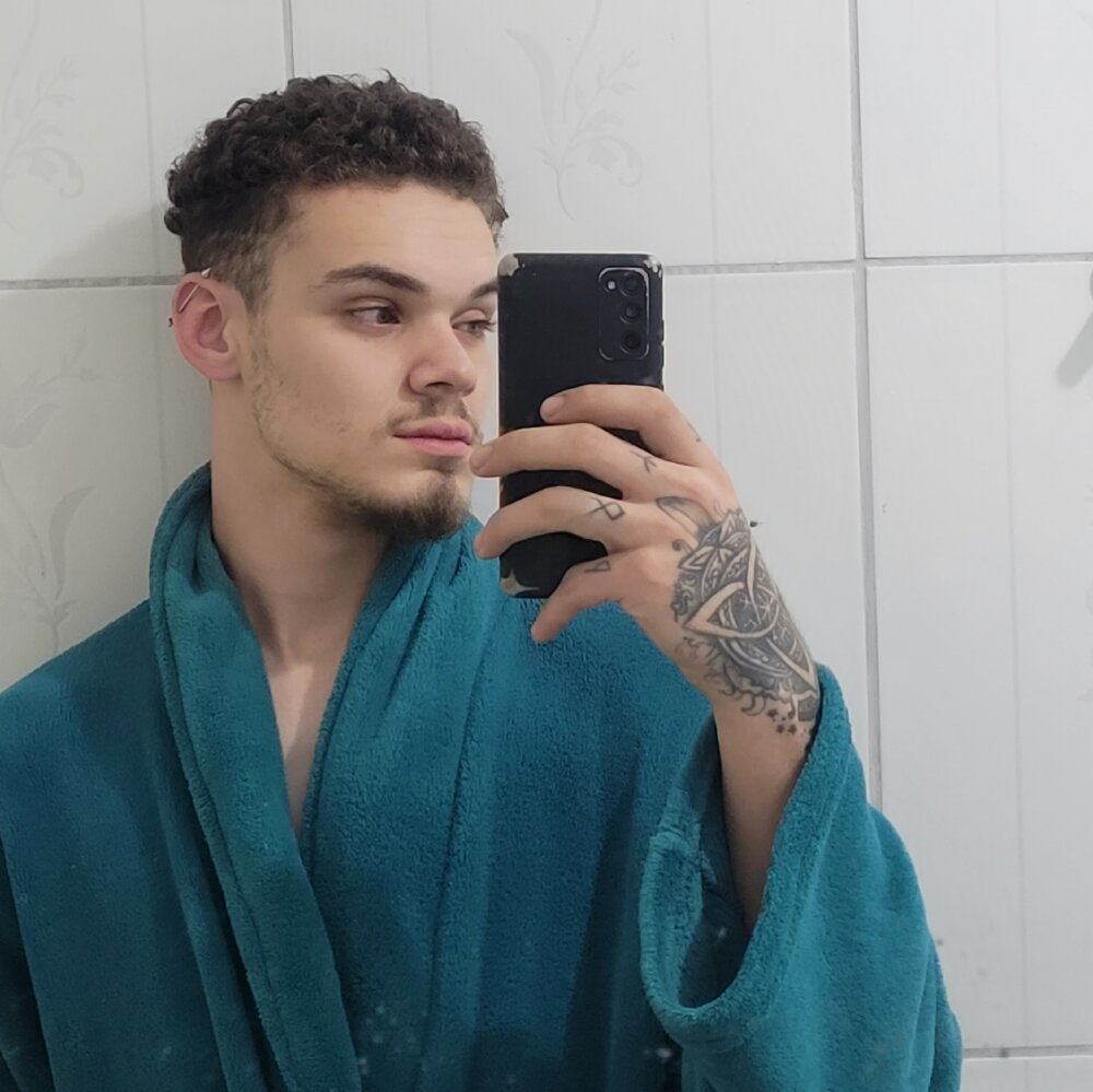 _404_anonimo's Offline XXX Chat