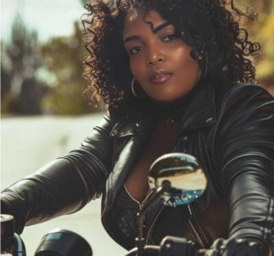 EBONY_WILD_ASS - Stripchat Girl 