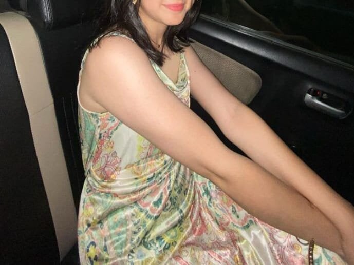 Jenny-Kaur profile