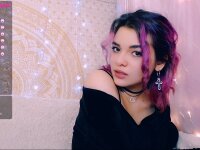 Jackie_Hyde's Offline Chat Room