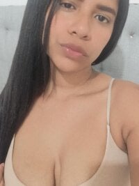 exoticdollxx01's Offline Chat Room