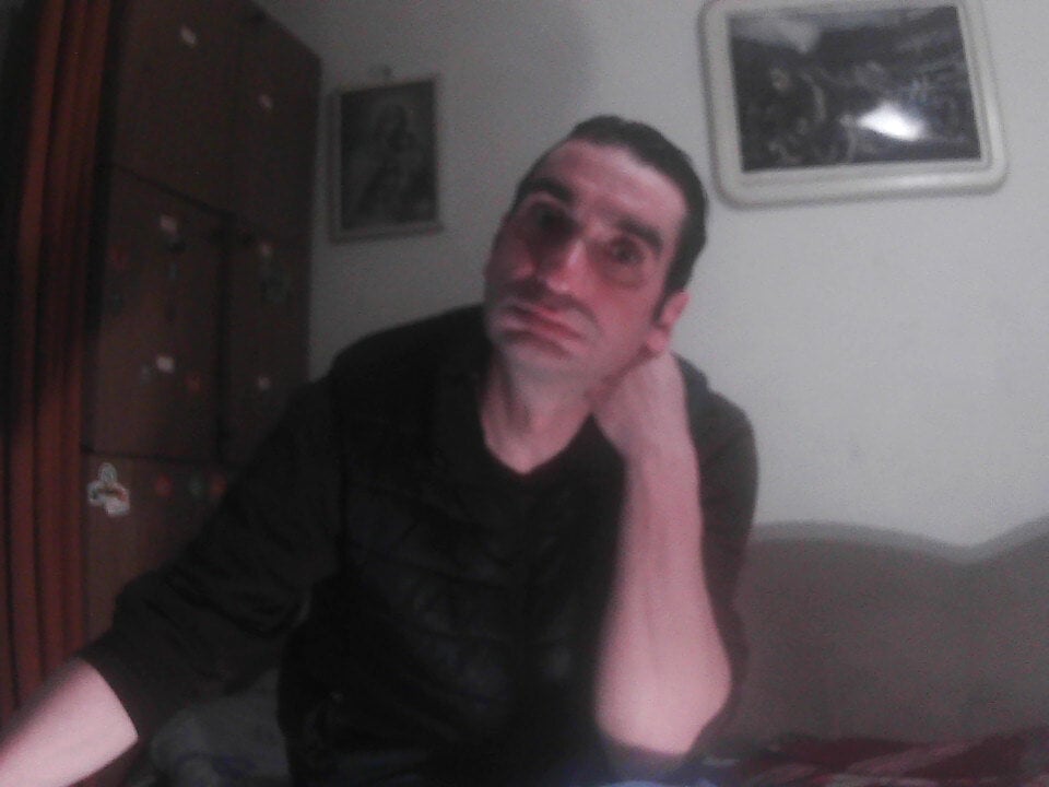 alin42xx's Offline XXX Chat