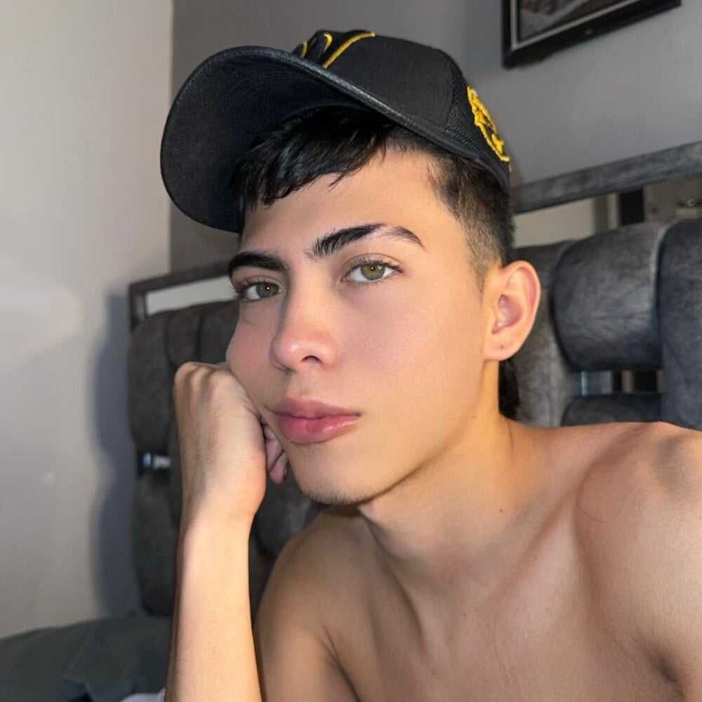 damian_fer from stripchat